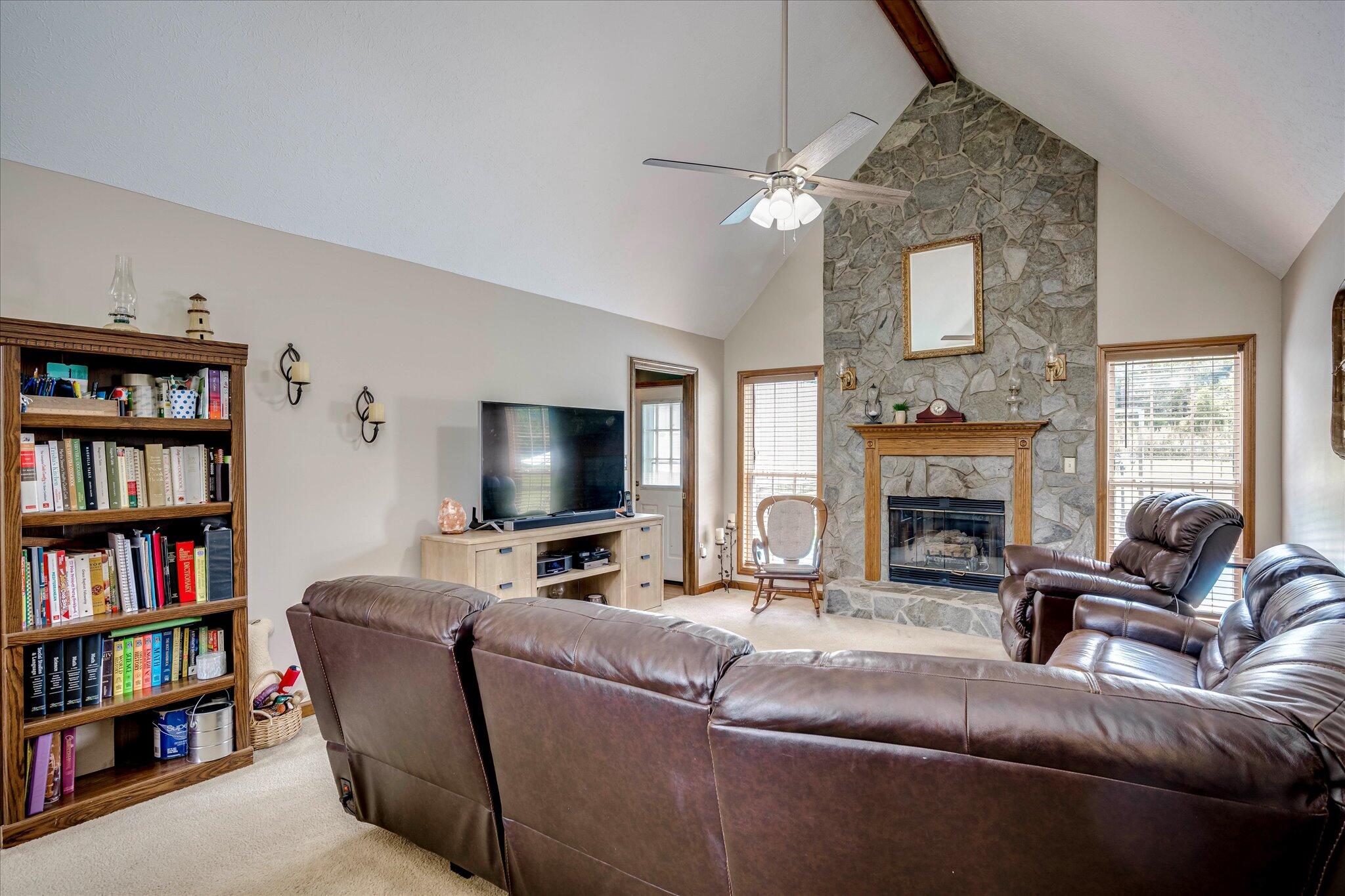 543 Howlandville Road Warrenville, SC 29851 - Photo 8 of 52 09-027-