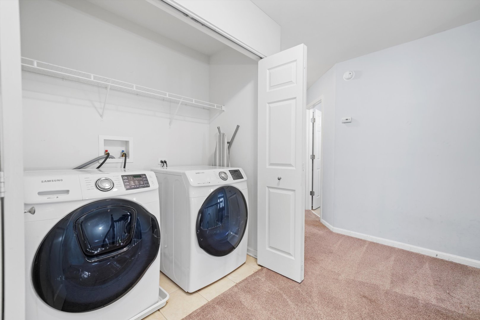 790 Montclair Drive Round Lake, IL 60073 - Photo 13 of 21 a utility room with dryer and washer