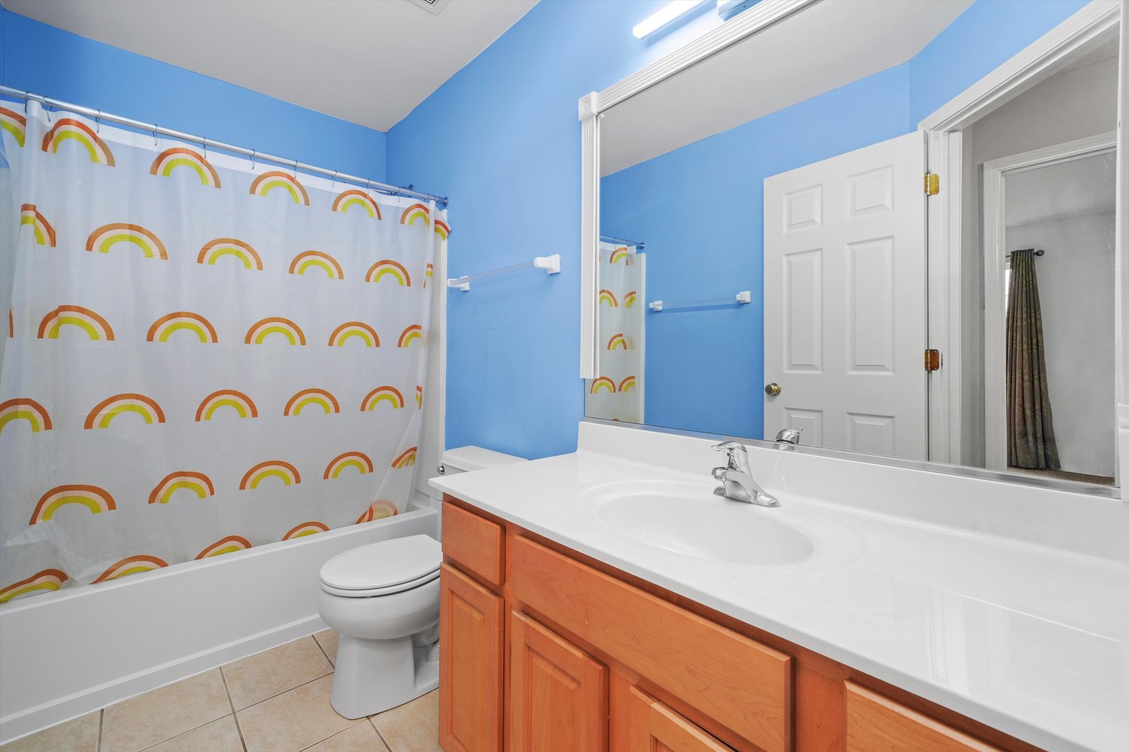 790 Montclair Drive Round Lake, IL 60073 - Photo 15 of 21 a bathroom with a sink mirror vanity and toilet