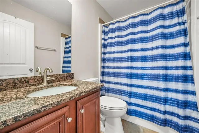 $575,000 | 3831 Lake Haven Way, Atlanta, GA 30349