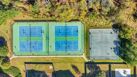 $575,000 | 3831 Lake Haven Way, Atlanta, GA 30349