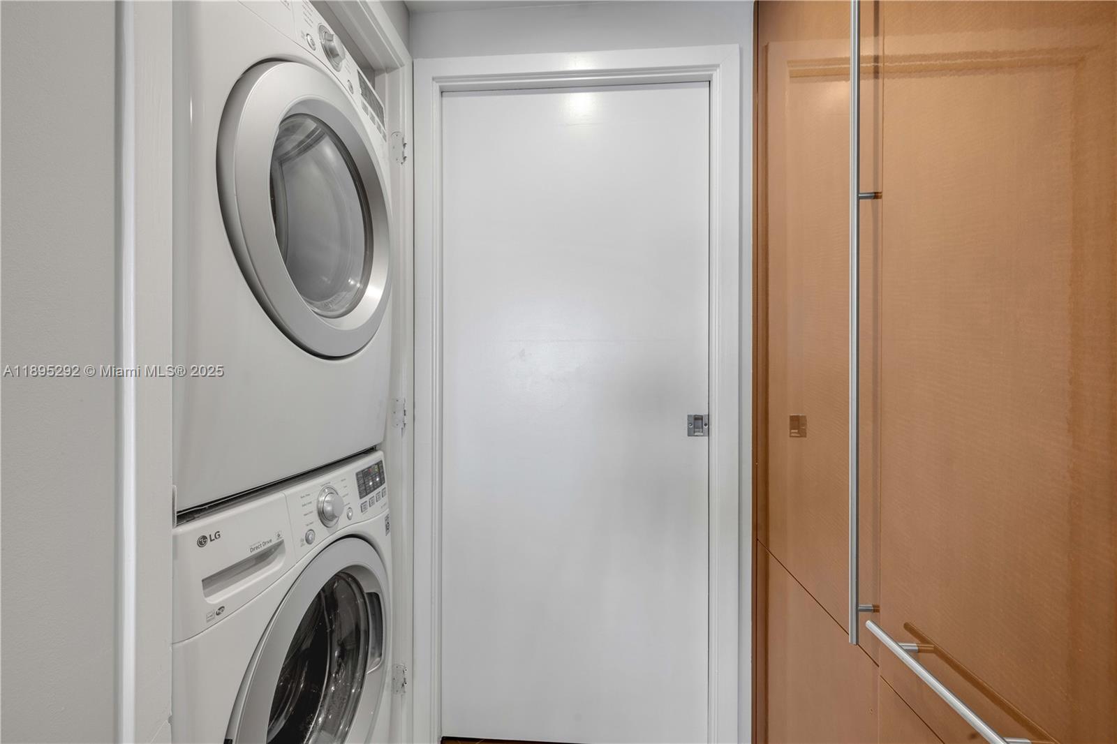 3801 Collins Avenue, Unit 704 Miami Beach, FL 33140 - Photo 27 of 27