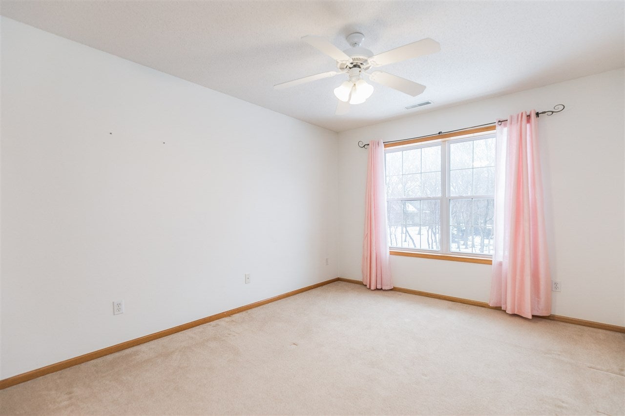 370 Brougham Road Robins, IA 52328 - Photo 25 of 39 Gallery Image 25