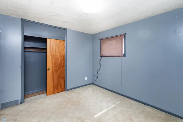 $69,000 | 315 Rose Street, Lisbon, ND 58054