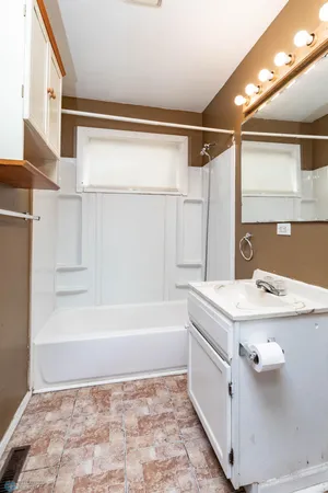 $69,000 | 315 Rose Street, Lisbon, ND 58054