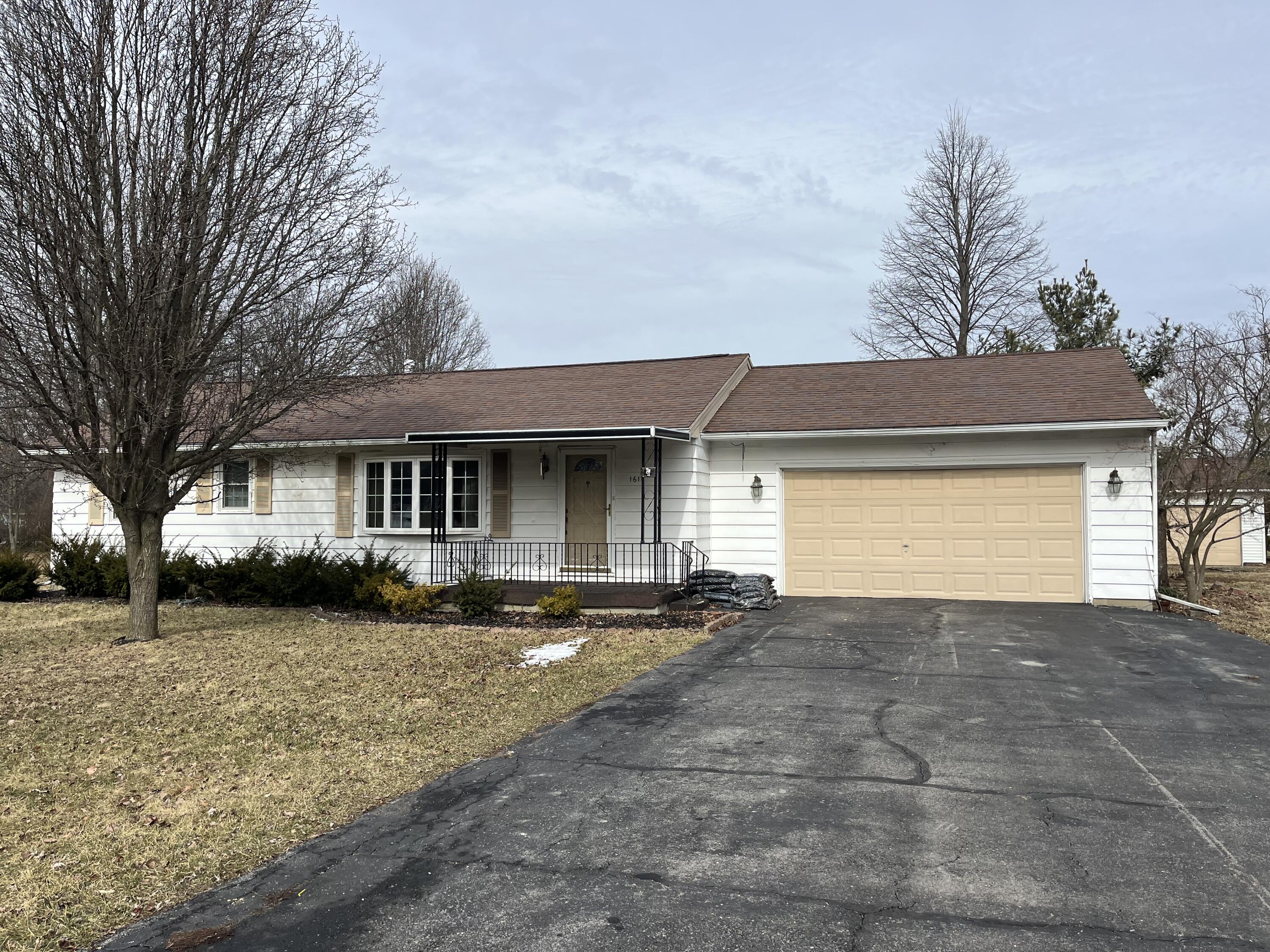 1610 Frail Road Lima, OH 45806 - Photo 69 of 73 IMG_7878