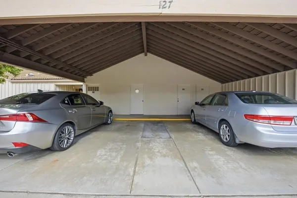 $625,000 | 17458 Plaza Animado, Unit 127, San Diego, CA 92128