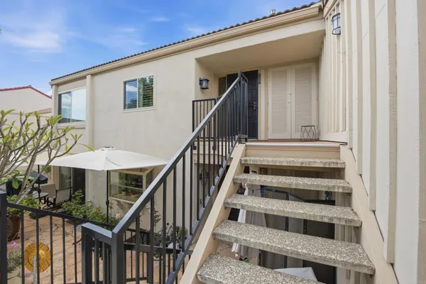 $625,000 | 17458 Plaza Animado, Unit 127, San Diego, CA 92128