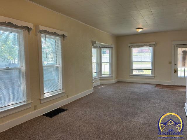 208 Southwest MacVicar Avenue Topeka, KS 66606 - Photo 4 of 14