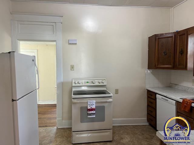 208 Southwest MacVicar Avenue Topeka, KS 66606 - Photo 6 of 14