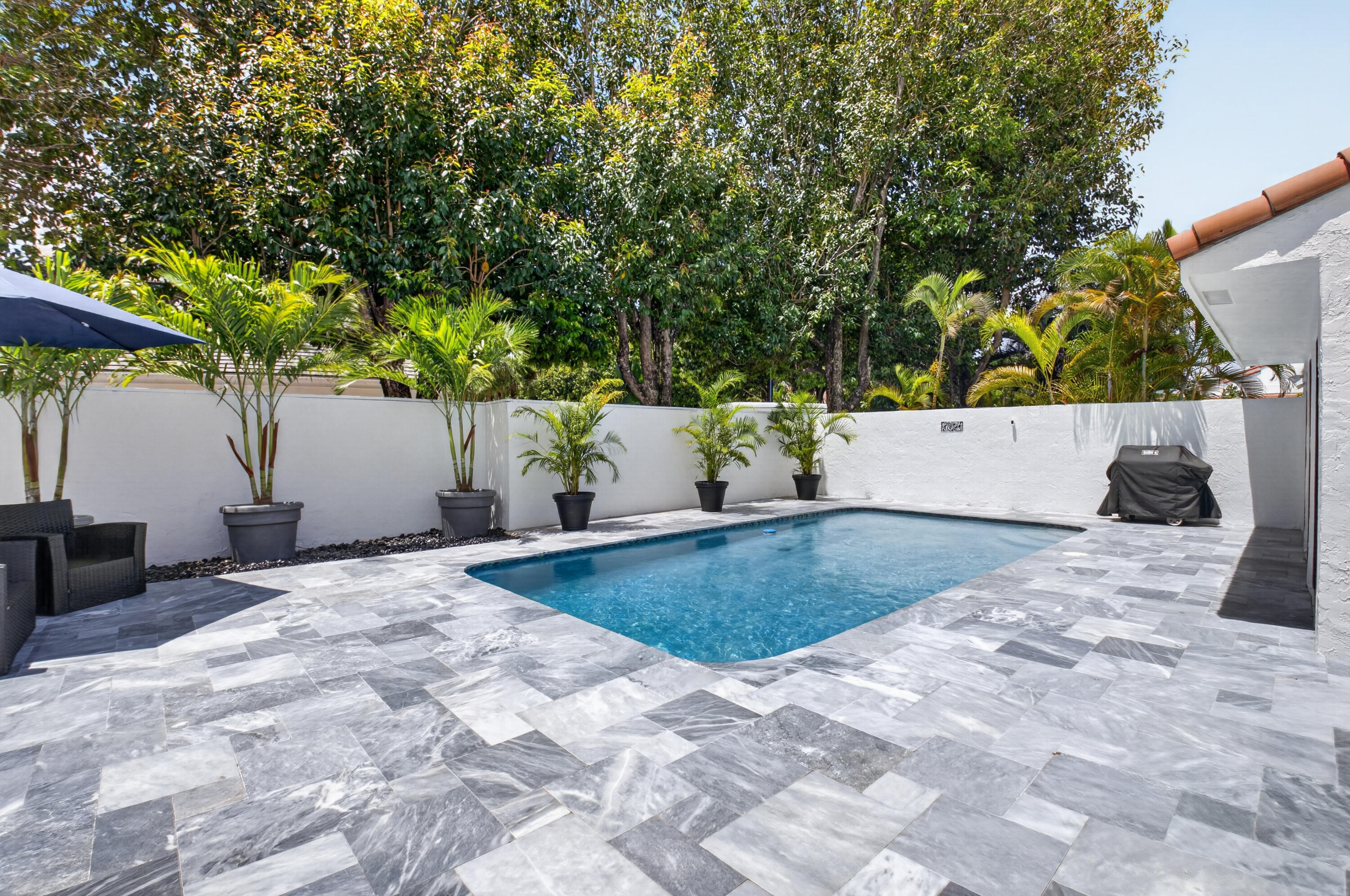 7374 Woodmont Court Boca Raton, FL 33434 - Photo 39 of 95 a view of a outdoor space