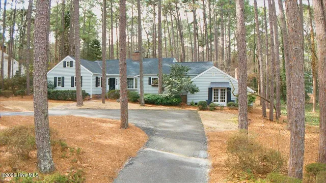 $699,000 | 106 James Creek Road, Southern Pines, NC 28387