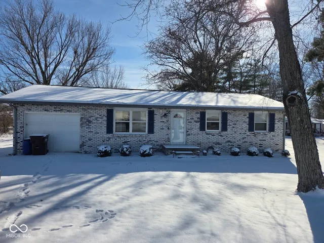 $179,900 | 201 Hayden Pike, North Vernon, IN 47265