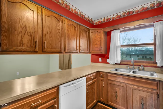 $179,900 | 201 Hayden Pike, North Vernon, IN 47265