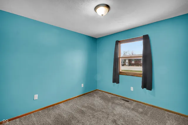 $179,900 | 201 Hayden Pike, North Vernon, IN 47265