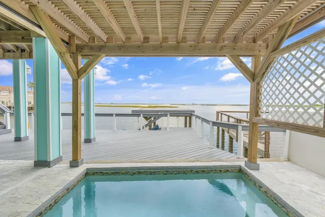 $2,590,000 | 13505 Port Royal Court, Corpus Christi, TX 78418