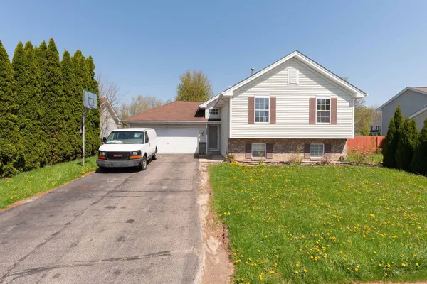 $299,000 | 5696 Heidi Drive, Rockford, IL 61109