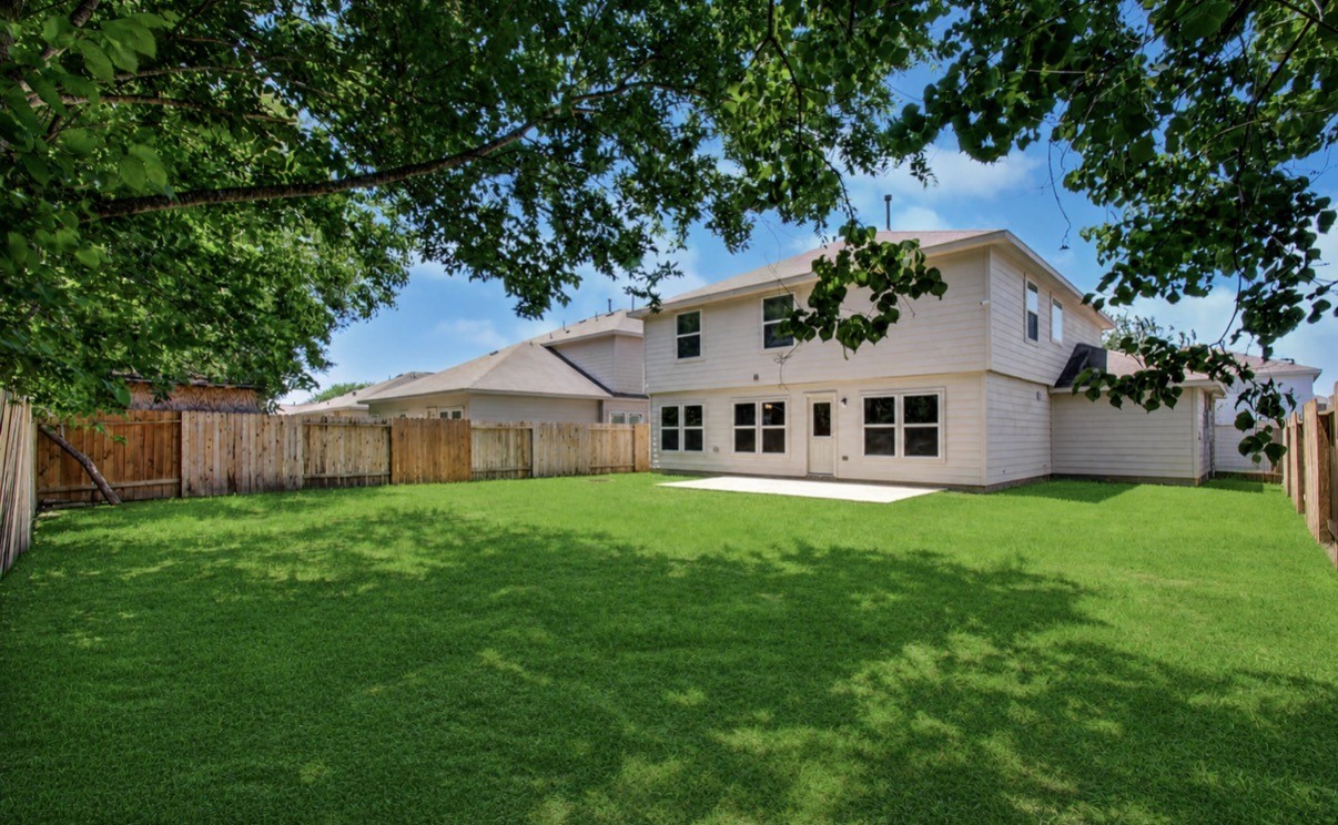 3414 Hunter's Canyon Baytown, TX 77521 - Photo 43 of 43 Large backyard with no back neighbors!