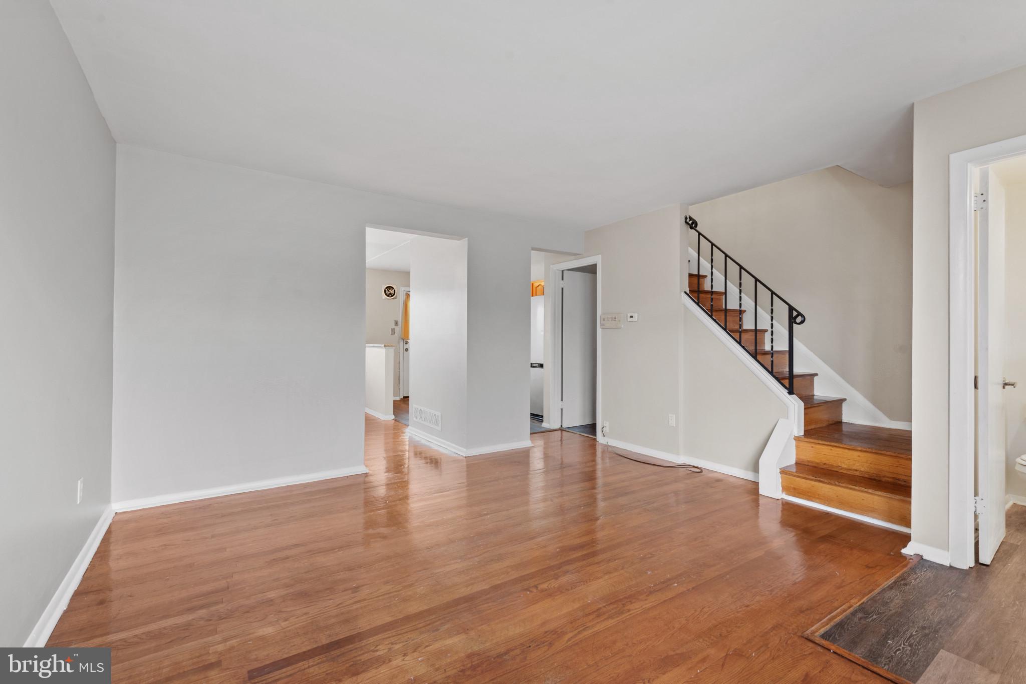 4269 Labyrinth Road Baltimore, MD 21215 - Photo 3 of 25 Gallery Image 3