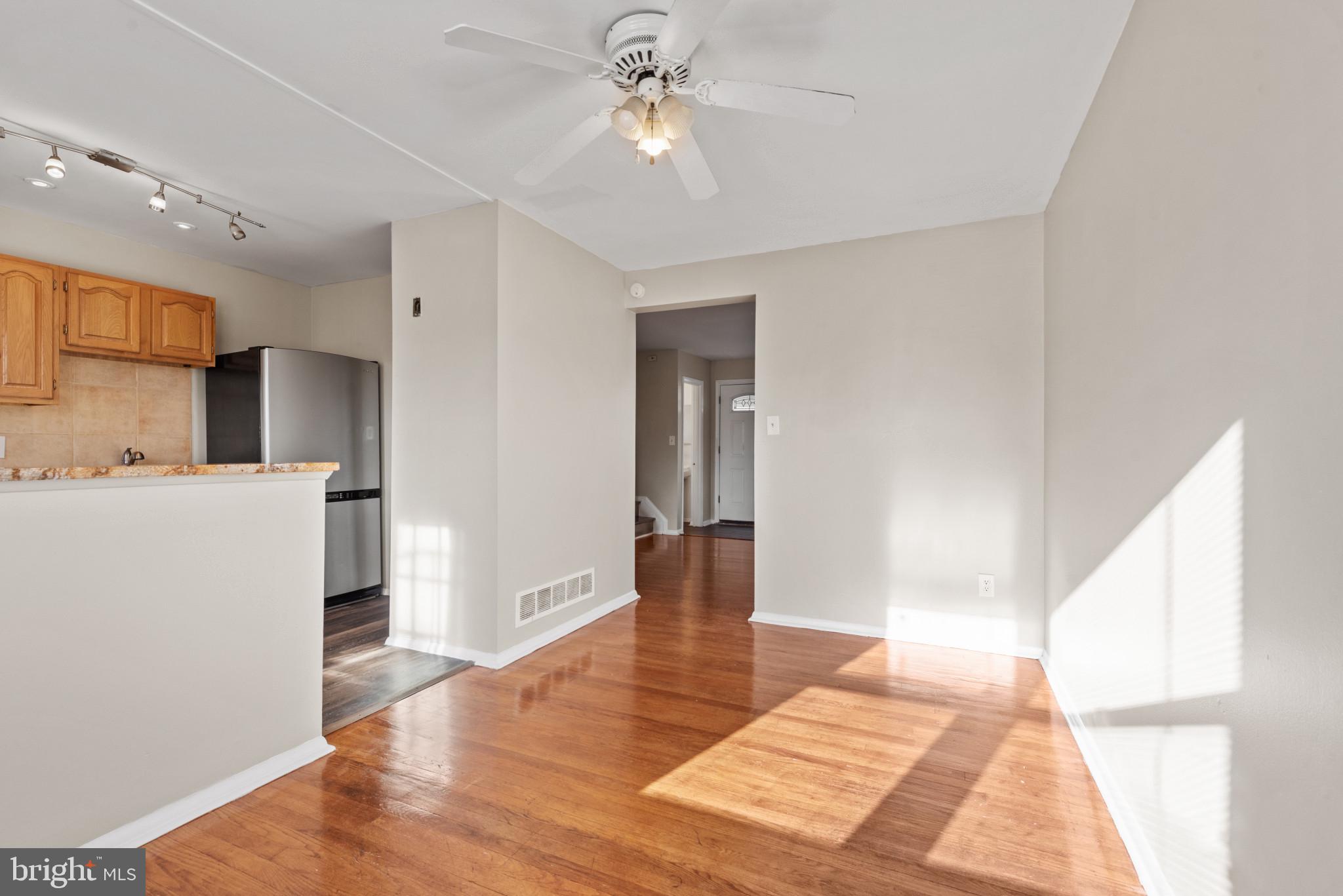 4269 Labyrinth Road Baltimore, MD 21215 - Photo 7 of 25 Dining Room