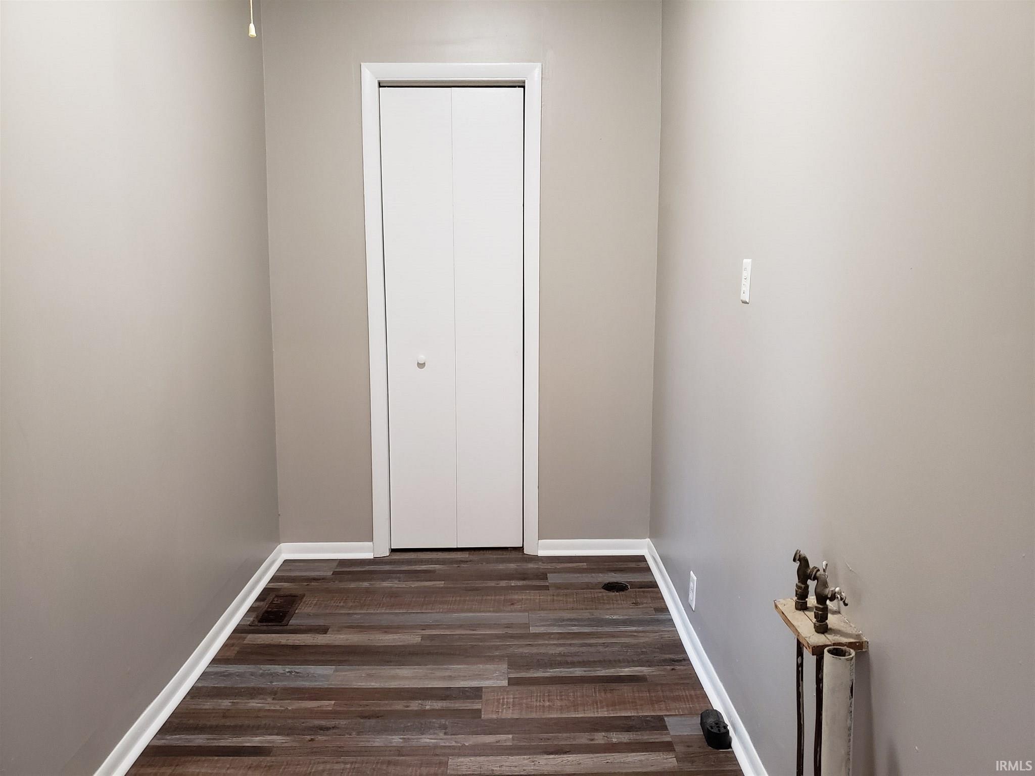 426 R Street Bedford, IN 47421 - Photo 8 of 10 Gallery Image 8
