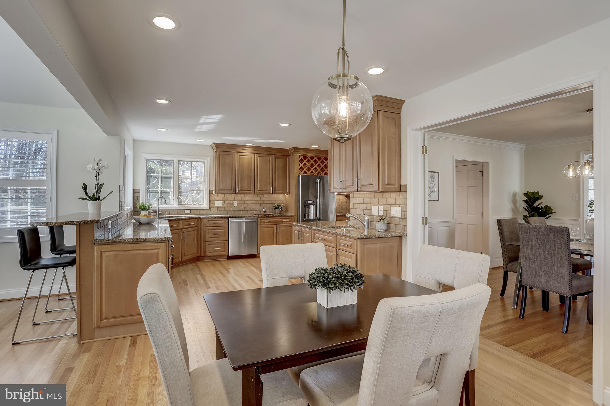 628 Paddock Road Havertown, PA 19083 - Photo 11 of 52 Breakfast Area / Kitchen