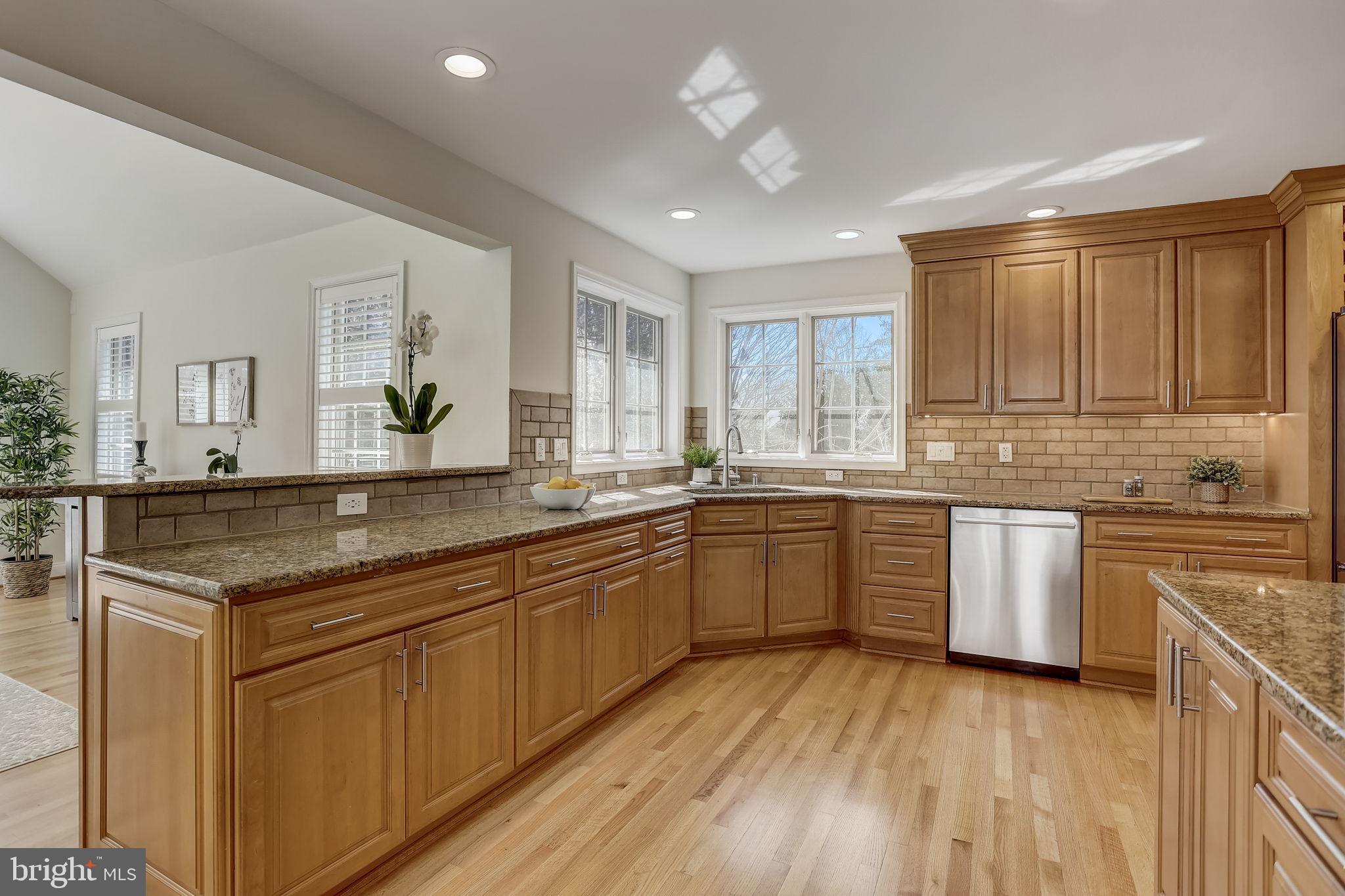 628 Paddock Road Havertown, PA 19083 - Photo 13 of 52 Kitchen