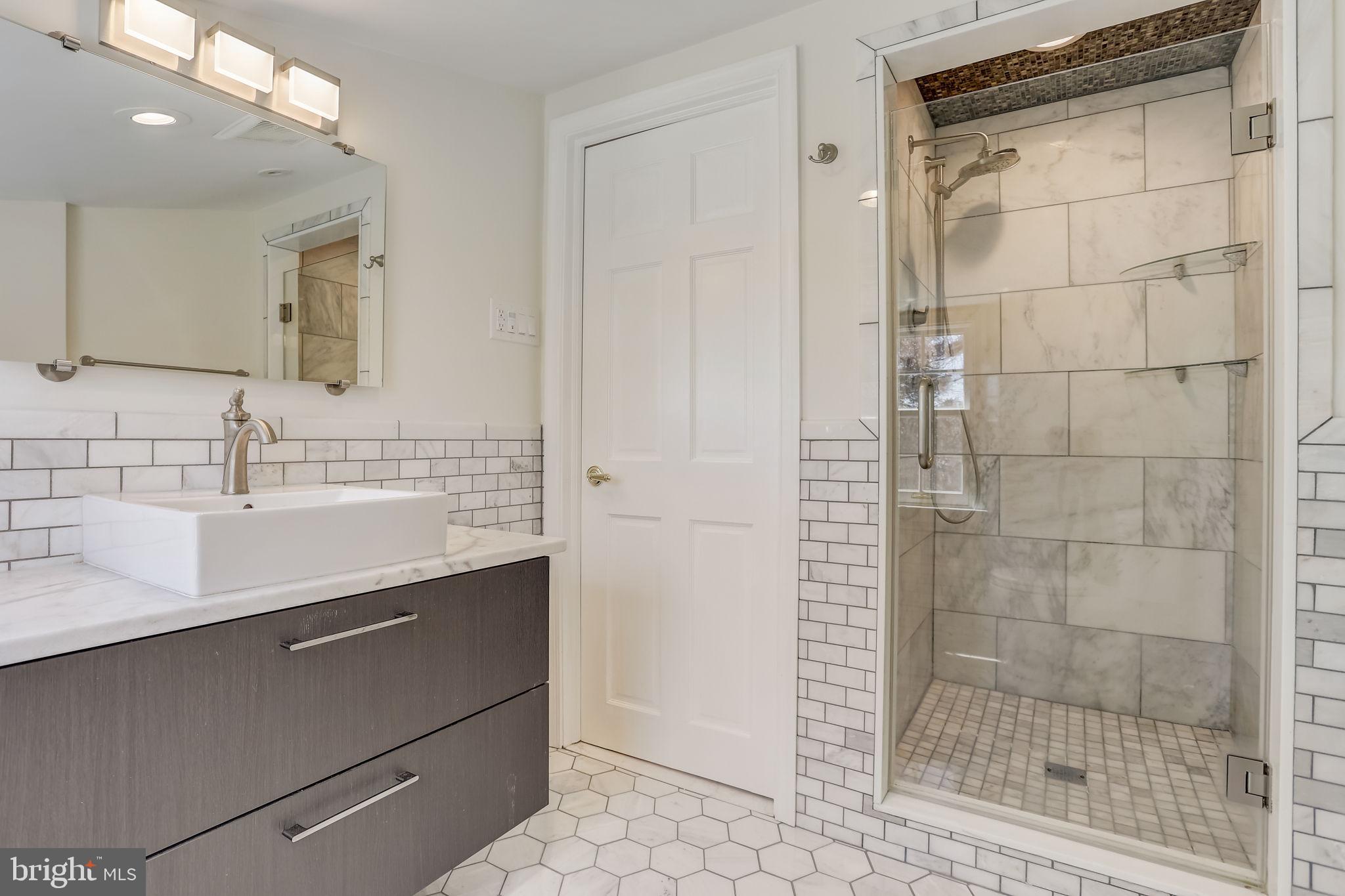 628 Paddock Road Havertown, PA 19083 - Photo 35 of 52 2nd Floor - Bedroom 4 | en-suite bathroom