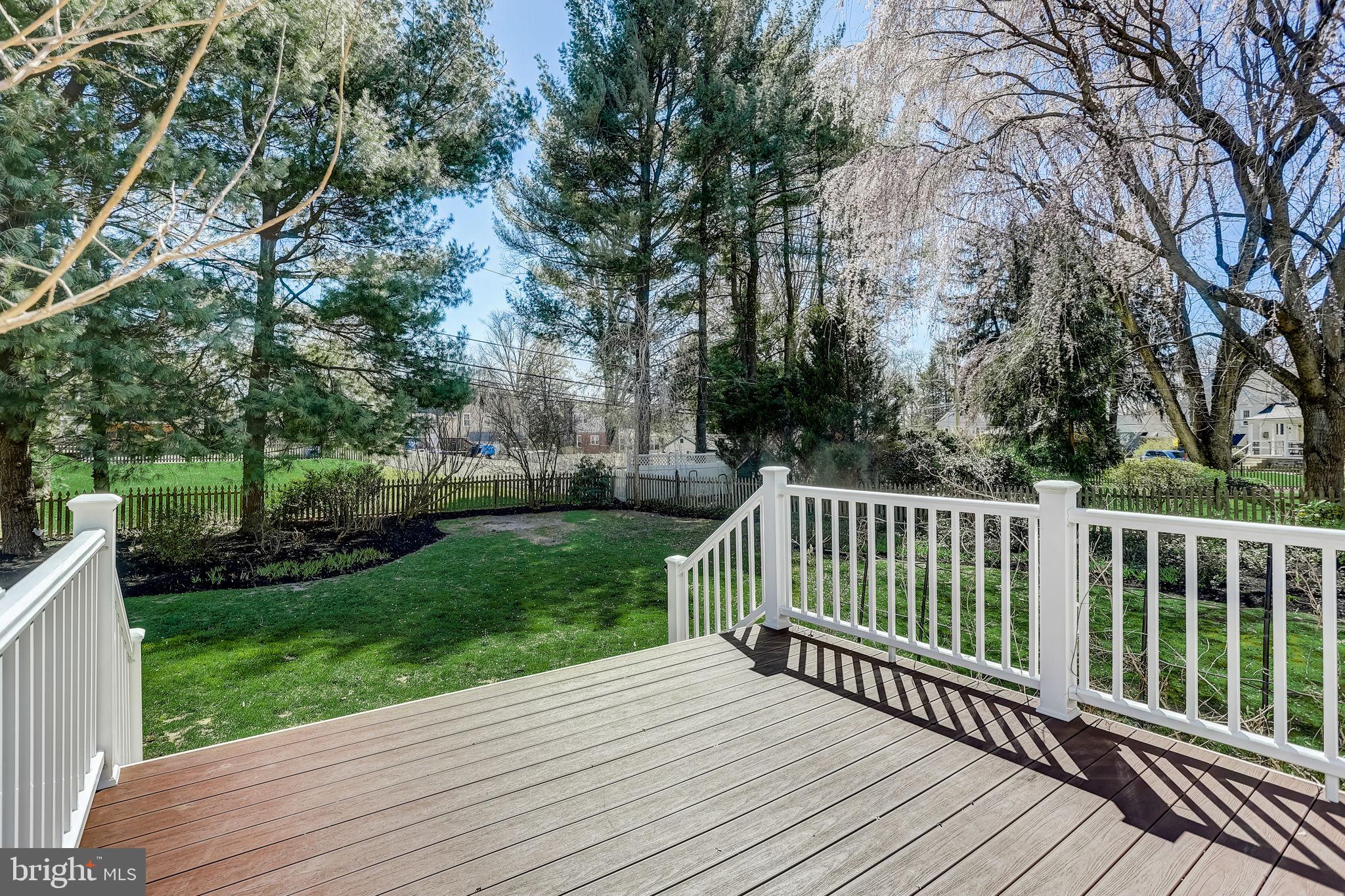 628 Paddock Road Havertown, PA 19083 - Photo 45 of 52 Deck & backyard