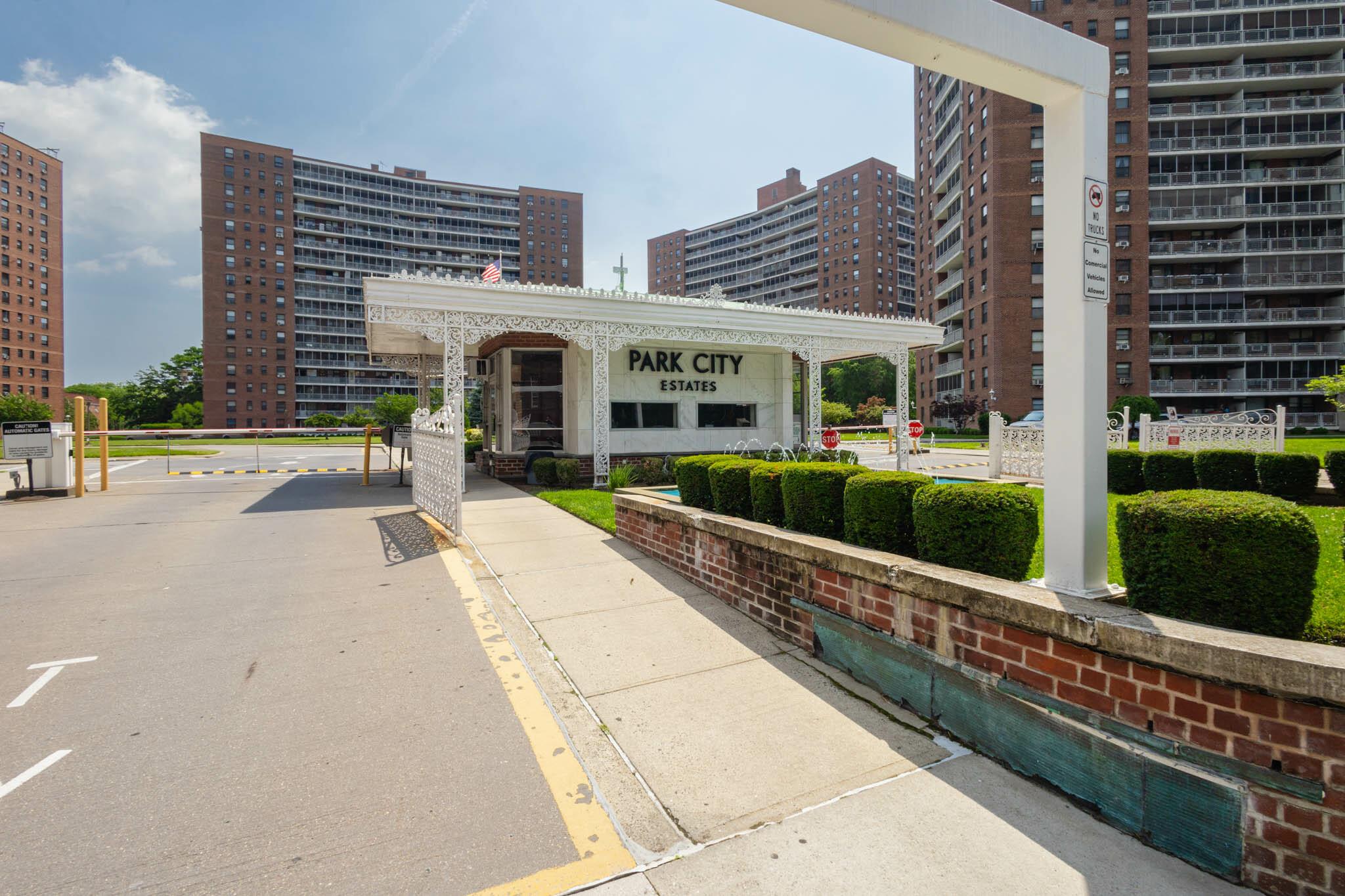 61-25 98th Street, Unit 11E Queens, NY 11374 - Photo 28 of 31 a front view of house with yard and green space