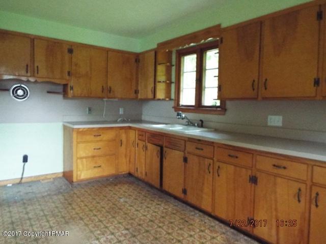 15 Woodcrest II Road Berwick, PA 18603 - Photo 2 of 5 DSCF3371