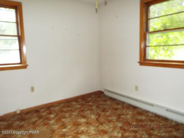 15 Woodcrest II Road Berwick, PA 18603 - Photo 4 of 5 DSCF3376