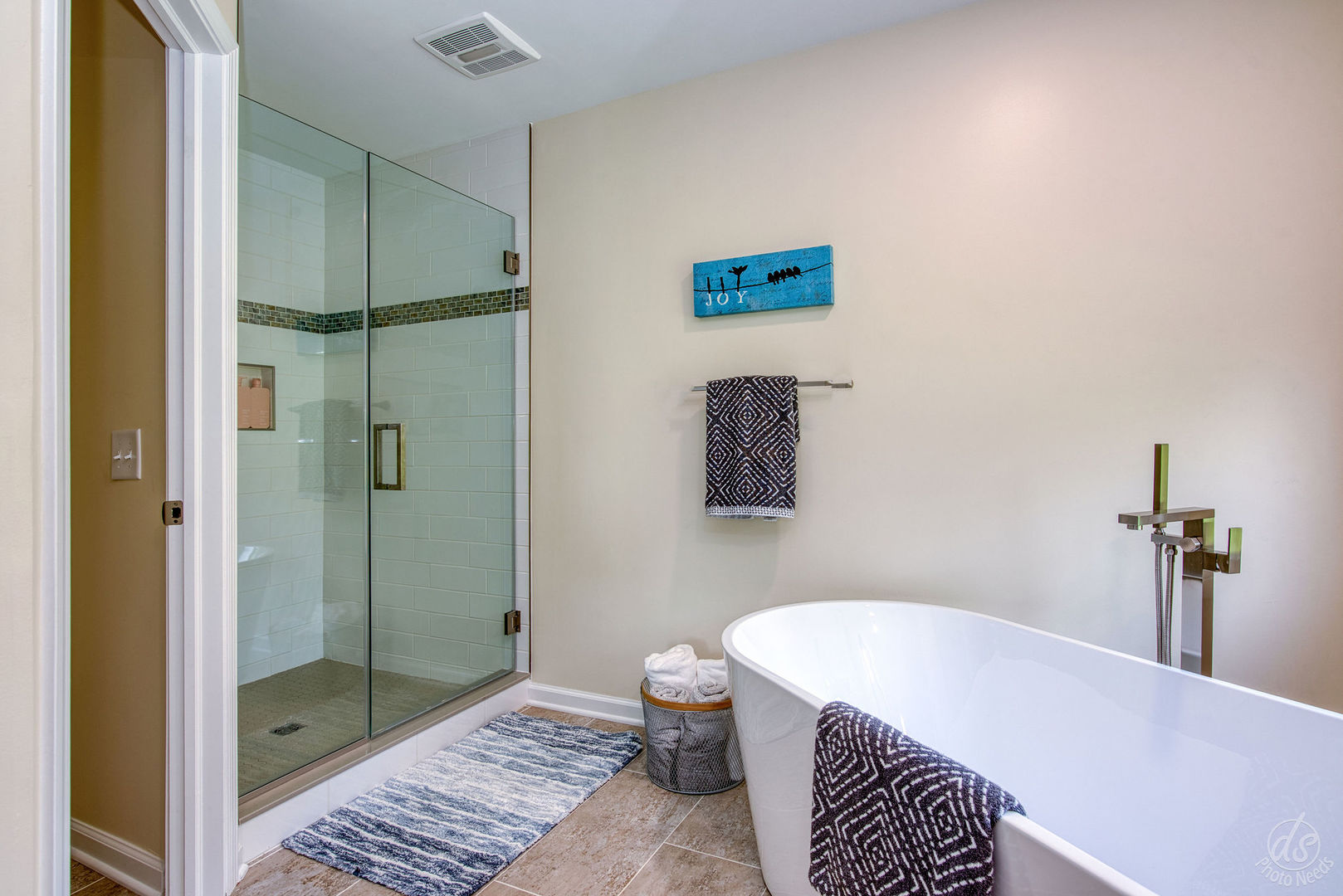 28671 Moose Range Road Sycamore, IL 60178 - Photo 23 of 69 a bathroom with a sink a toilet and shower