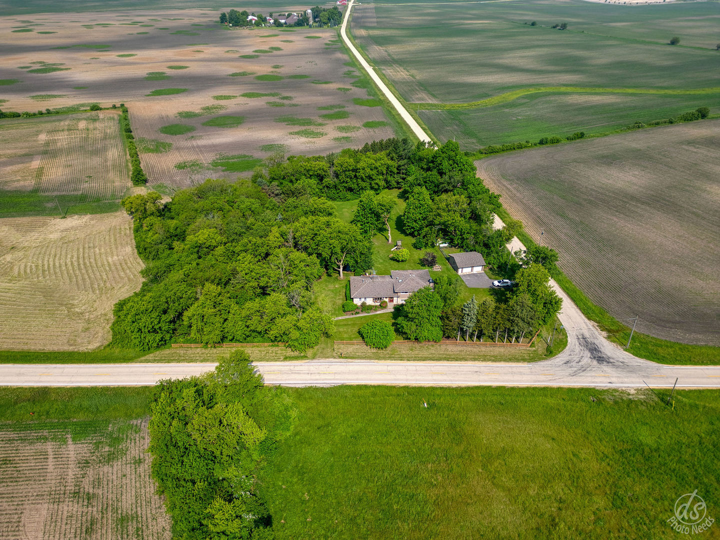 28671 Moose Range Road Sycamore, IL 60178 - Photo 46 of 69 a view of a backyard