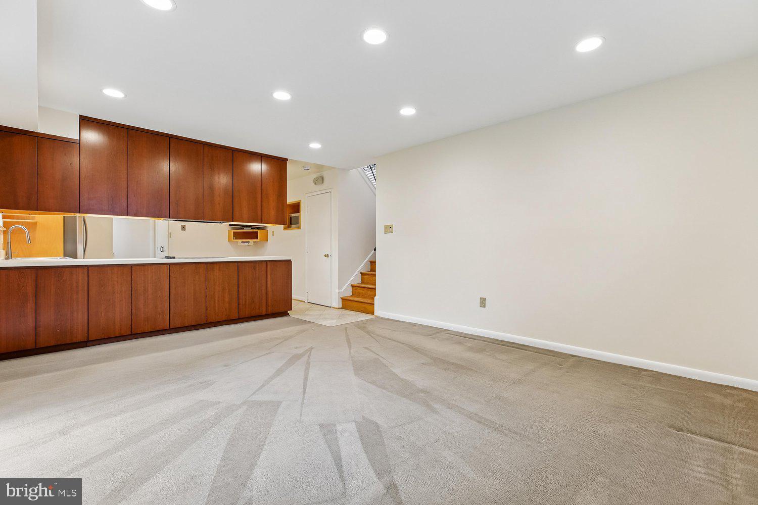 1002 North Belgrade Road Silver Spring, MD 20902 - Photo 8 of 46 Dining Room