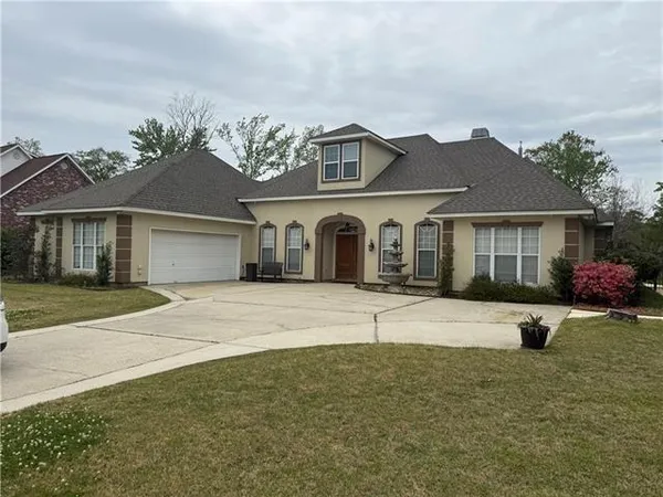 $4,500 | 20 Falcon Drive, Mandeville, LA 70471