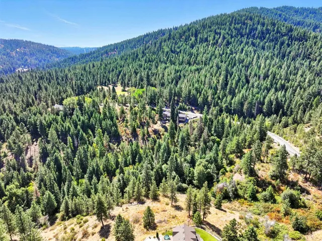 $1,300,000 | 10505 East Grouse Mountain Lane, Spokane, WA 99206