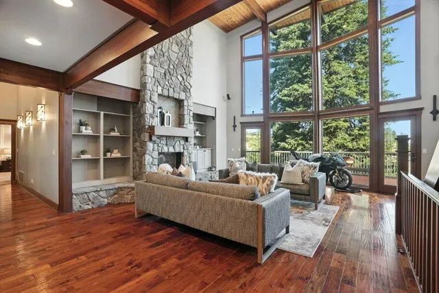 $1,300,000 | 10505 East Grouse Mountain Lane, Spokane, WA 99206