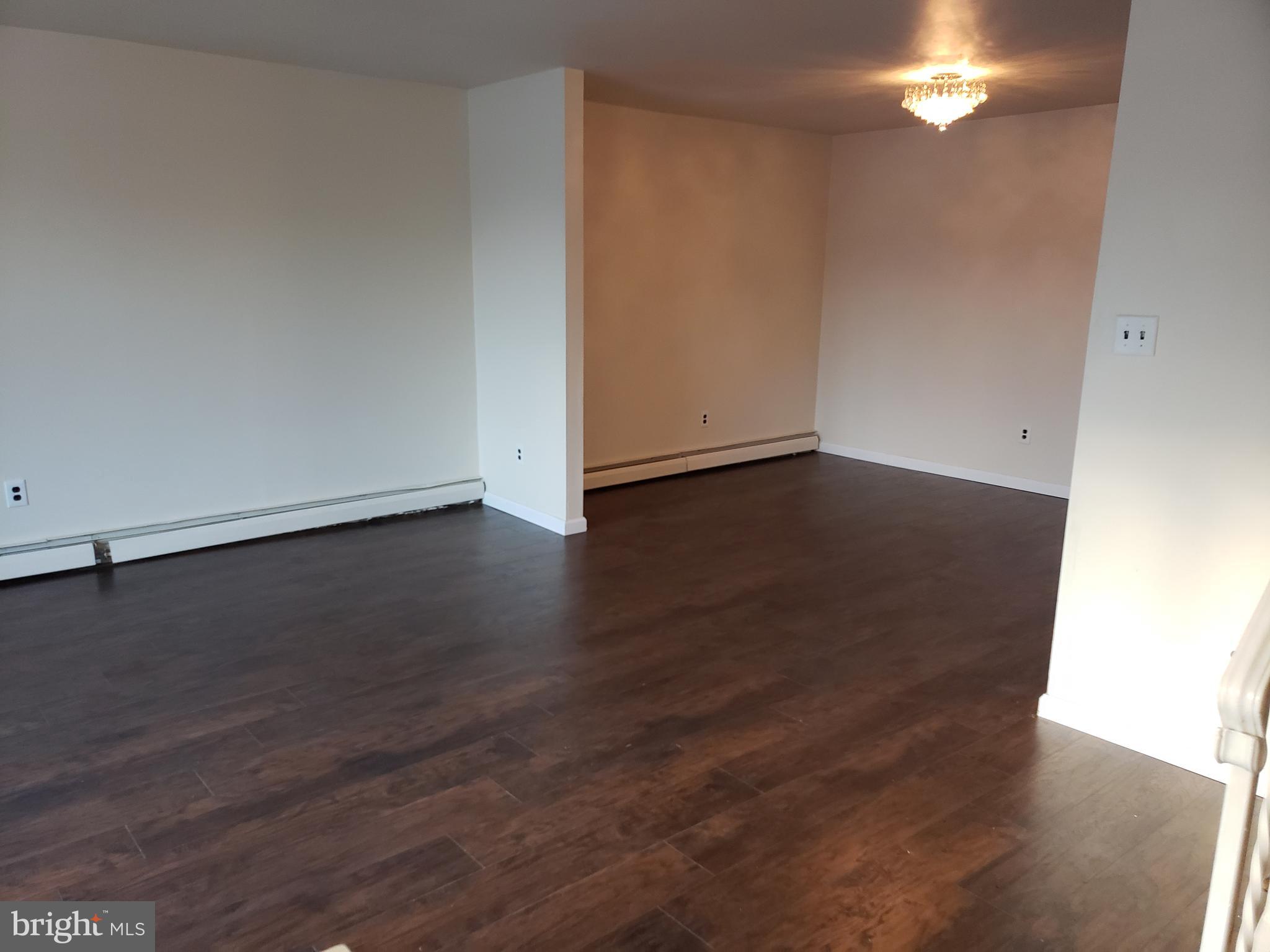 12055 Covert Road Philadelphia, PA 19154 - Photo 12 of 87 Gallery Image 12
