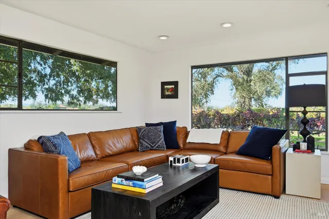 $2,995,000 | 7616 Highway 128, Healdsburg, CA 95448