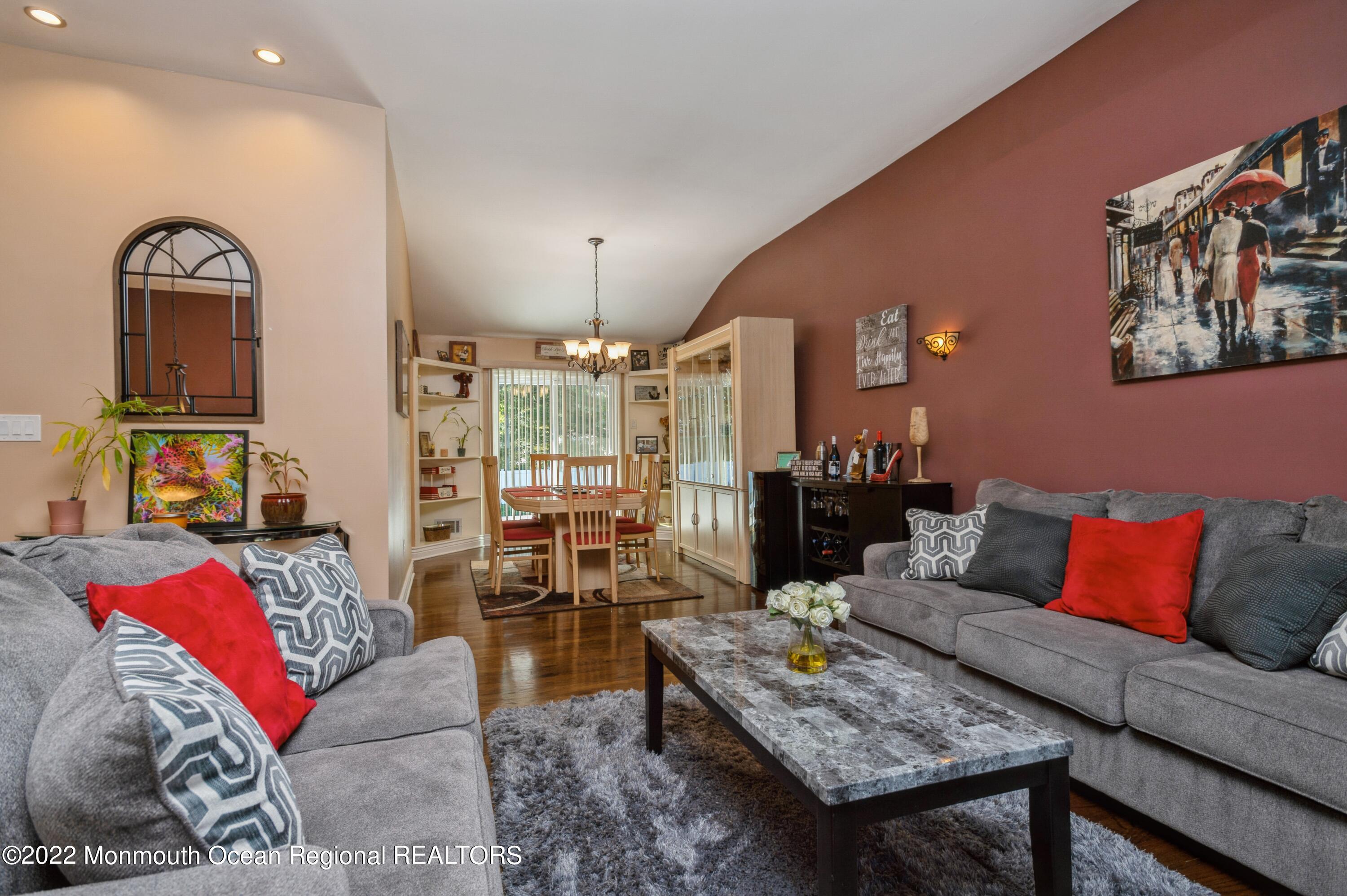 103 Newbury Road Howell, NJ 07731 - Photo 5 of 22 03_103NewburyRd_10001_LivingRoom_HiRes