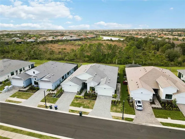 $445,000 | 18803 Dayspring Place, Venice, FL 34293