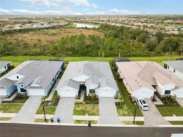 $445,000 | 18803 Dayspring Place, Venice, FL 34293