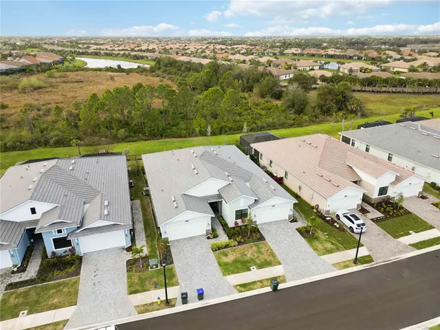 $445,000 | 18803 Dayspring Place, Venice, FL 34293