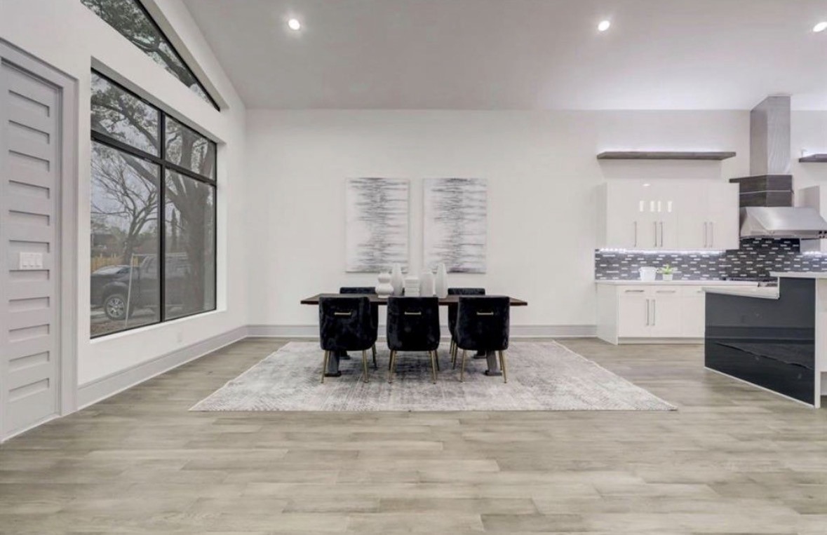1709 Reverse Street Houston, TX 77055 - Photo 8 of 26 a view of a dining room with furniture and window