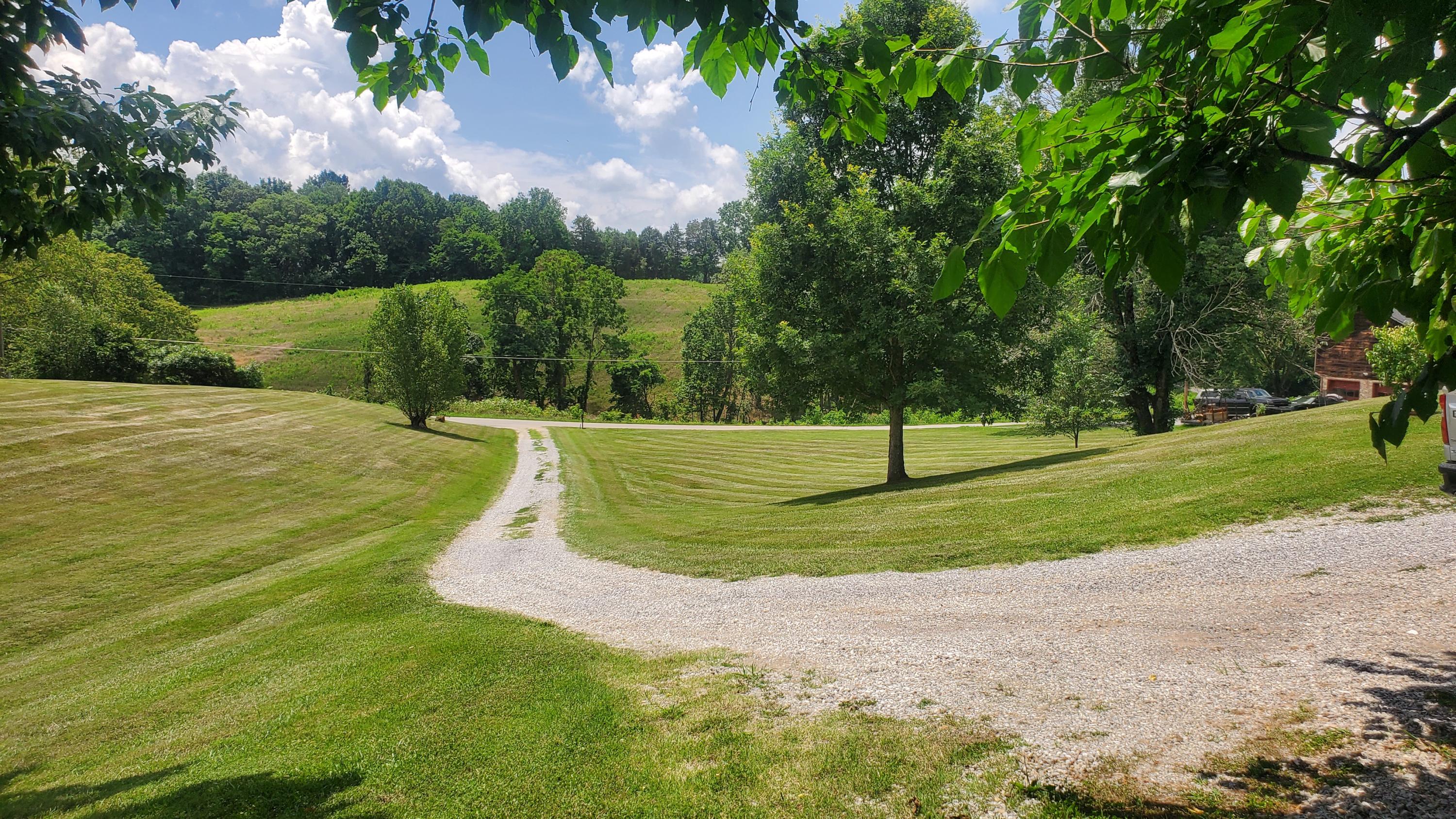 318 Harless Road Corryton, TN 37721 - Photo 5 of 30 20210714_131936