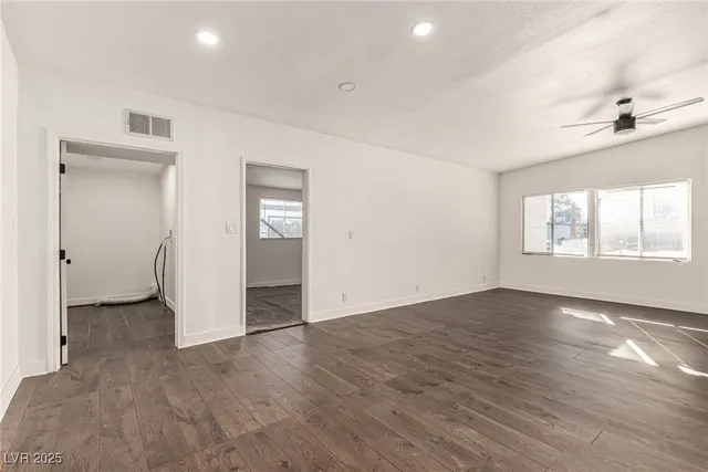 $385,000 | 3220 Stanley Avenue, North Las Vegas, NV 89030