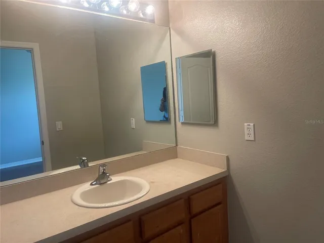 $1,800 | 3308 Wilshire Way Road, Unit 177, Orlando, FL 32829