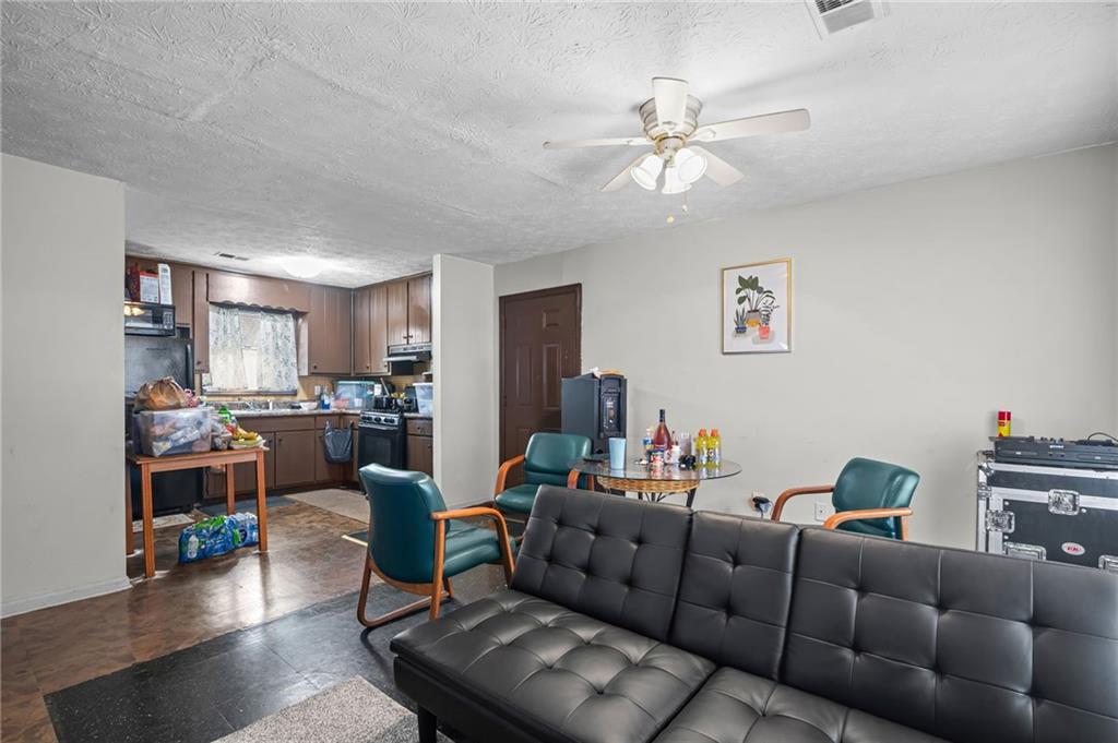 7117 Pineneedle Drive Southwest Covington, GA 30014 - Photo 6 of 27