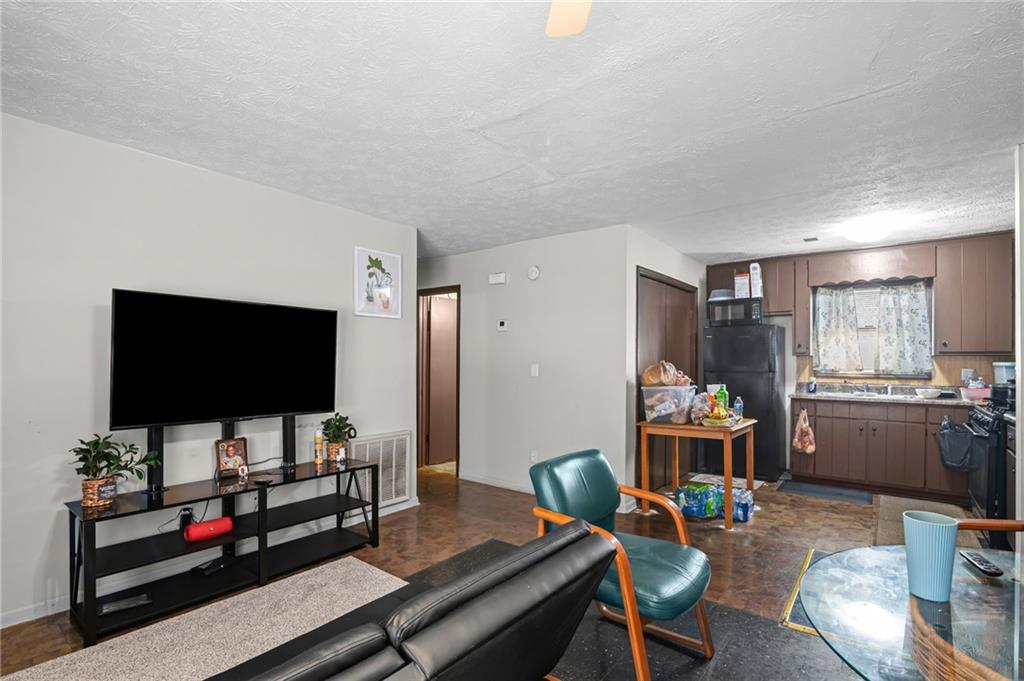 7117 Pineneedle Drive Southwest Covington, GA 30014 - Photo 9 of 27